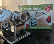 Pasta maker