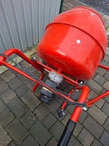 Screwfix cement mixer, .