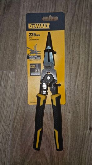 DeWalt 225mm Long Nose Pliers