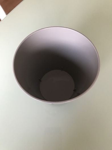 pot/ planter