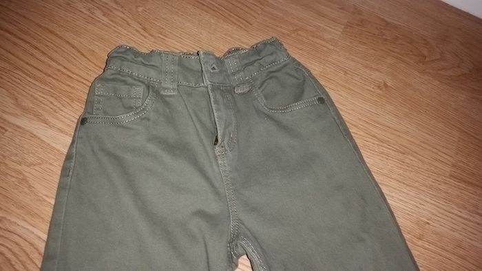 Age 5 to 6 Years - As New - An Adorable Pair of Jeans with Waist Adjusters - #
