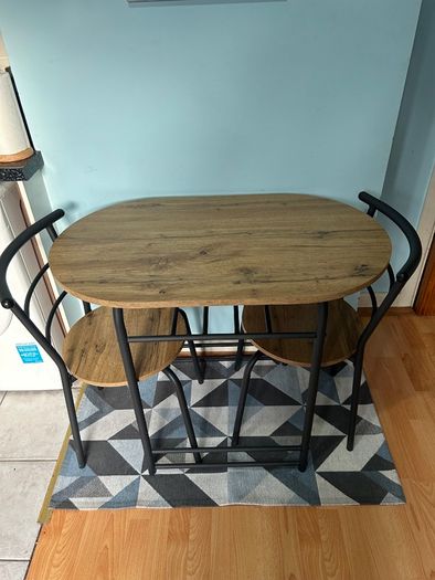 Small kitchen table and chairs
