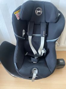 Cybex Swivel Car Seat with base age 0-4 years