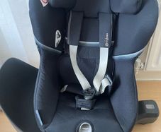 Cybex Swivel Car Seat with base age 0-4 years