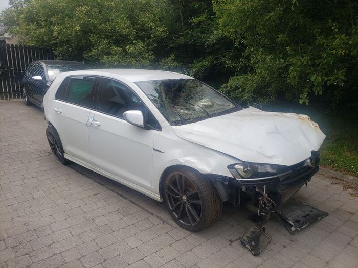 2016 Volkswagen Golf R 2.0 TSI Breaking