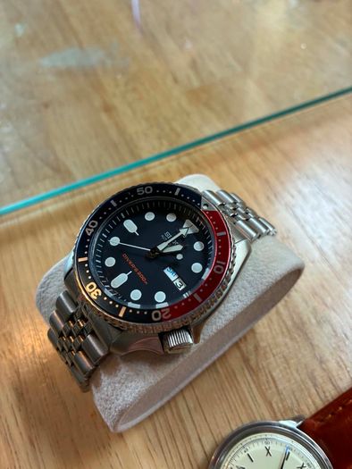 Seiko diver "pepsi" watch