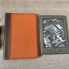 Kindle, Kindle Paperwhite, Nook E-readers