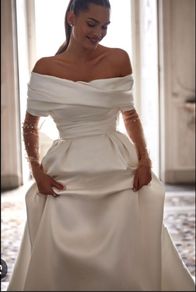 Milla Nova wedding dress