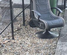 gaming chair