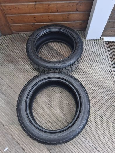 2 tyres Uniroyal rainsport 225/50/17 60 euros
