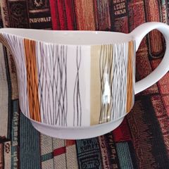 Midwinter half pint jug / Sienna design