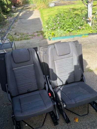 2 3rd row car seat for ford turneo connect 2014