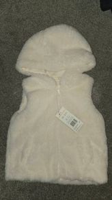 white fluffy girls F&F body warmer