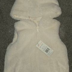 white fluffy girls F&F body warmer