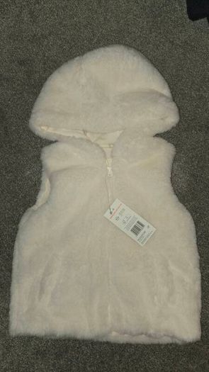 white fluffy girls F&F body warmer