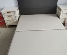 Double divan bed
