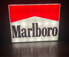 Marlboro Lightbox