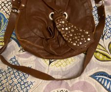Brown leather shoulder bag