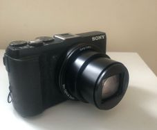 Sony Cyber-shot DSC-HX60 Digital Camera (Great Condition, Fully Working)