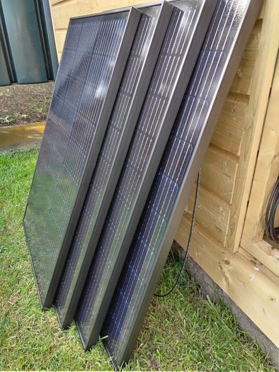 Ecoflow Solar Panel Bundle with Brackets
