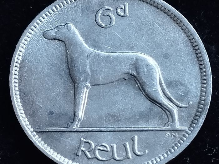 Ireland - 1935 - 6 Pence - Wolfhound - KM.5 - [2061]