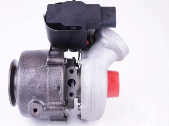 BMW e90 320d turbo new