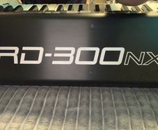 Roland  RD-300 NX stage piano