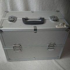 Metal Professionals Makeup Case