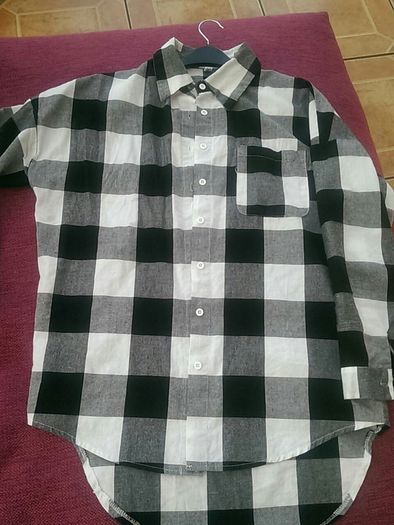 Ladies Checkerboard Shirt. Size 12