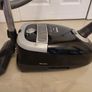 Miele vacuum cleaner Image 3