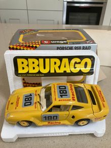 Porsche 959 Model Car Scale 1/24 Burago