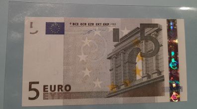 Uncirculated new 5e note