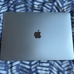 MacBook Air M1 (+ Free Laptop Case)