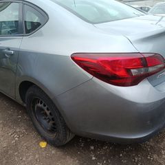 Opel astra saloon 1.3 diesel 2014 for breaking only