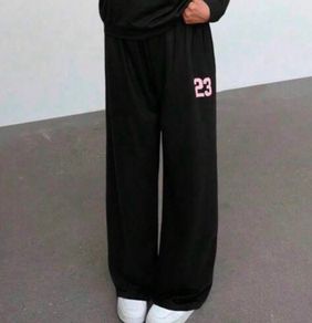 Wide leg joggers, size 10 petit