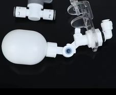 Float valve auto top up