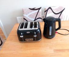 toaster and kettle