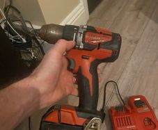 Nearly new Milwaukee M18 red 4.0 new charger pack and box