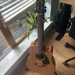 Yamah FGX 800c electro acoustic guitar