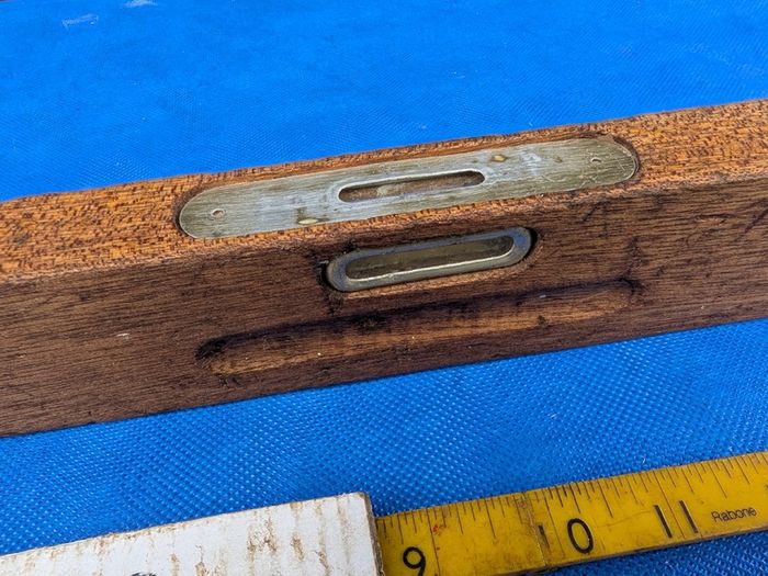 18" Spirit Level