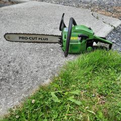 Chainsaw