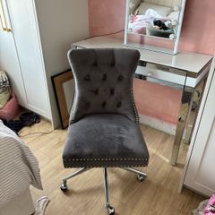 swivel chair