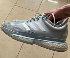 Adidas Ladies Tennis Shoes 7.5 UK / 41.5 EU