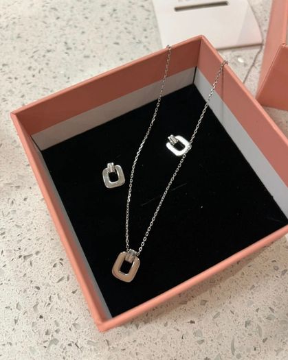 Jewellery set new