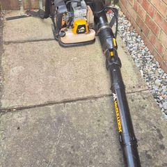 Backpack petrol leaf blower
