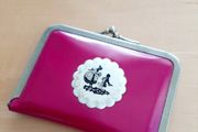 Vintage manicure compact