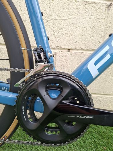 Focus Izalco Max 8.7 Carbon Road Bike