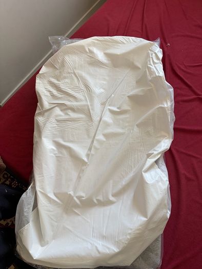 Wooden baby crib with good condition Clevamama cool gel mattress (barely used) + new mattress protector