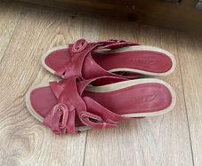 Clarks sandals size UK6