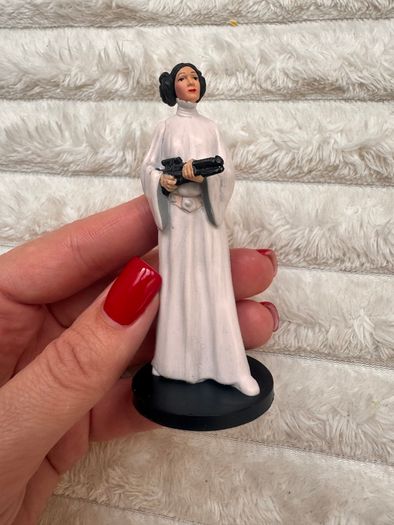 Star Wars Princess Leia Disney Store Cake Topper Action Figure approx. 9 cm. Used Please see photos